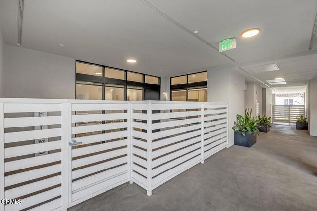 178 S Euclid Avenue 310, Pasadena, CA 91101