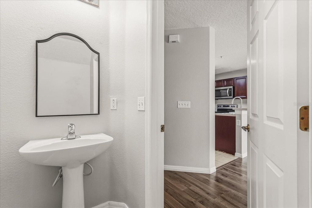 Image 24 of property listing at 13536 TEA ROSE WAY 119, Orlando, FL 32824