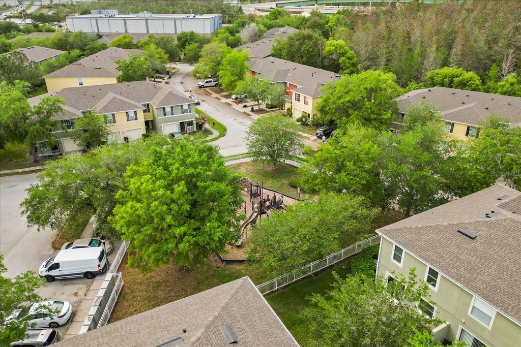 Image 32 of property listing at 13536 TEA ROSE WAY 119, Orlando, FL 32824