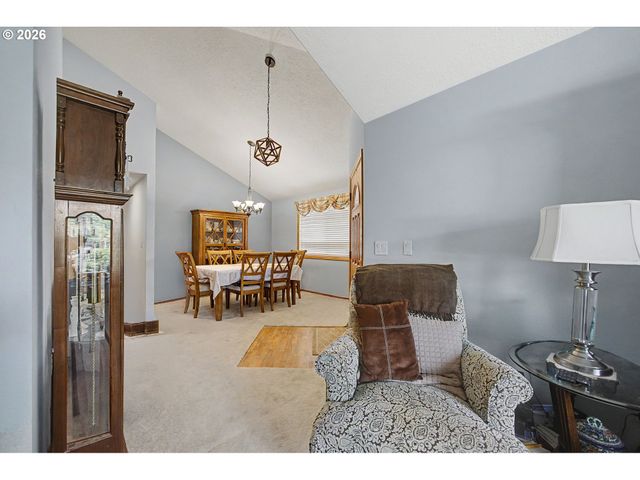 13066 Sw BEDFORD St, Portland, OR 97224