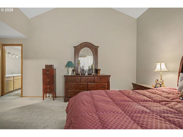13066 Sw BEDFORD St, Portland, OR 97224