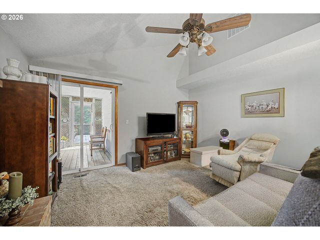 13066 Sw BEDFORD St, Portland, OR 97224