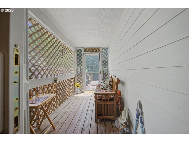 13066 Sw BEDFORD St, Portland, OR 97224