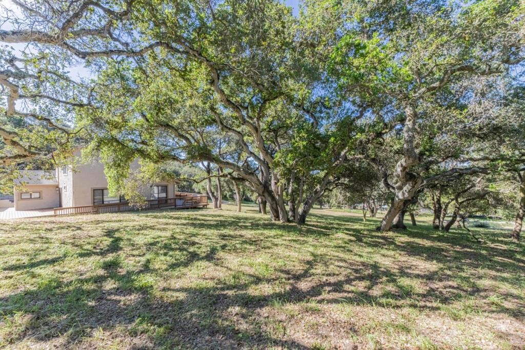 Image 7 of property listing at 6959 Valle Pacifico Road, Salinas, CA 93907