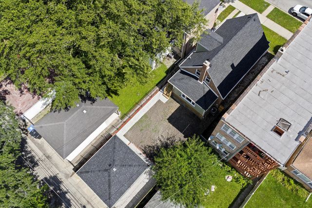 10436 S Eberhart Avenue, Chicago, IL 60628