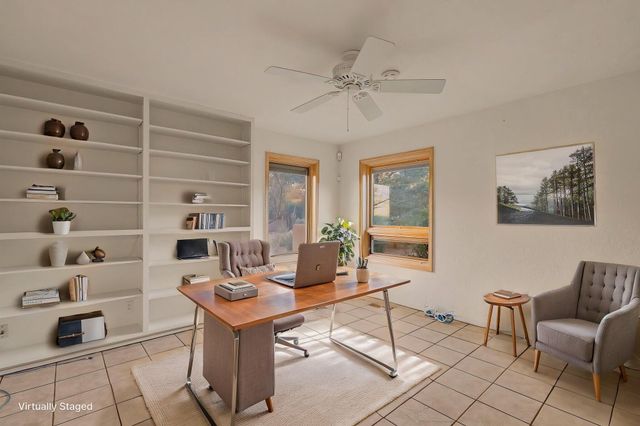 1137 Marigold Drive NE, Albuquerque, NM 87122