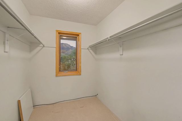 1137 Marigold Drive NE, Albuquerque, NM 87122