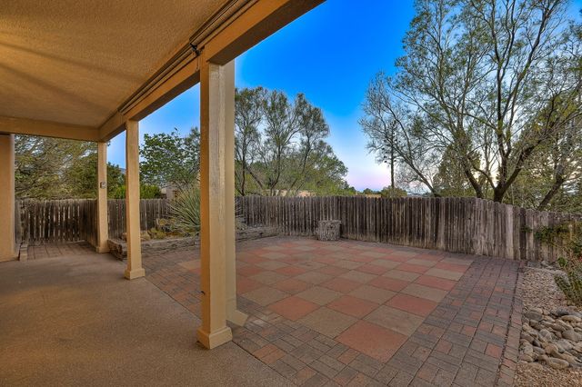 1137 Marigold Drive NE, Albuquerque, NM 87122