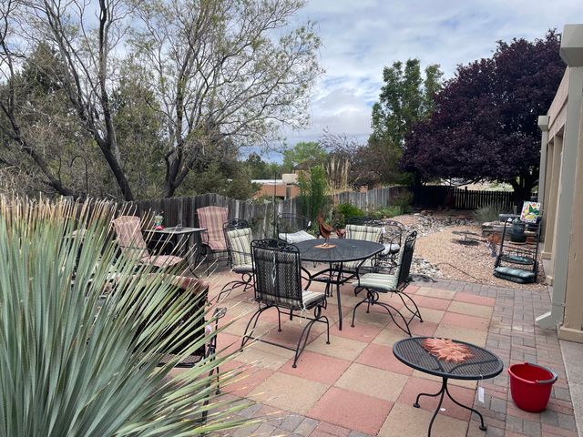 1137 Marigold Drive NE, Albuquerque, NM 87122