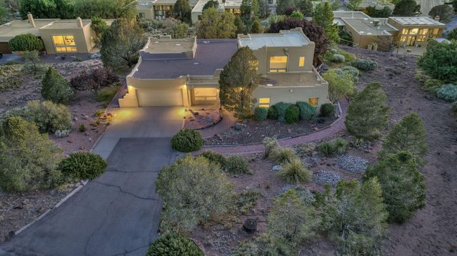 1137 Marigold Drive NE, Albuquerque, NM 87122