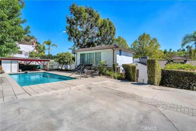 4317 Petit Avenue, Encino, CA 91436