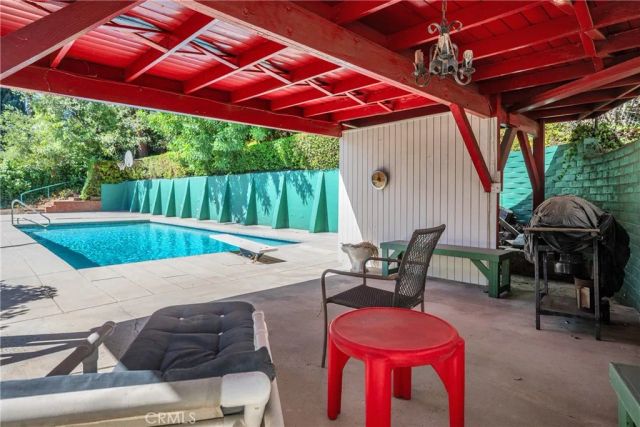 4317 Petit Avenue, Encino, CA 91436