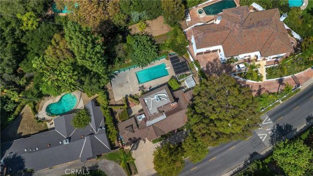4317 Petit Avenue, Encino, CA 91436