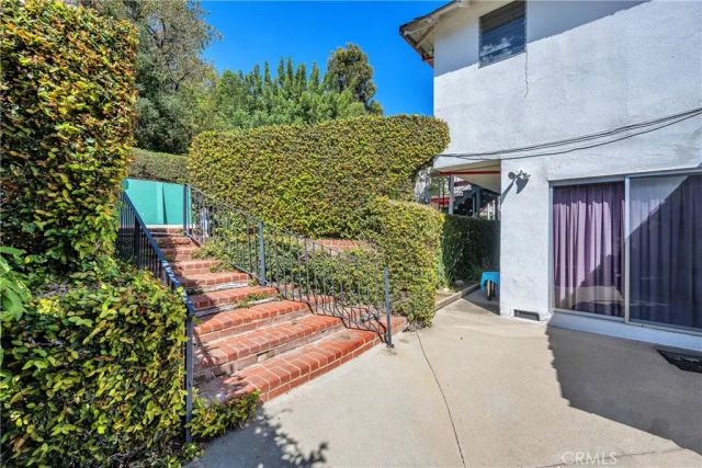 4317 Petit Avenue, Encino, CA 91436