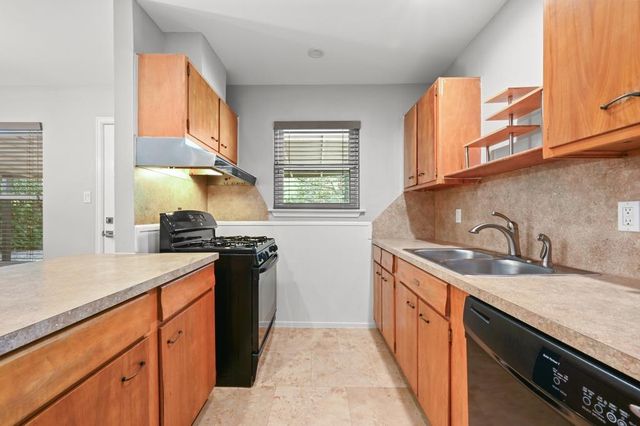 1805 Fair Oaks DR, Austin, TX 78745