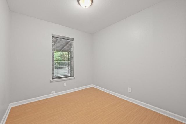 1805 Fair Oaks DR, Austin, TX 78745