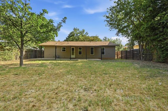 1805 Fair Oaks DR, Austin, TX 78745