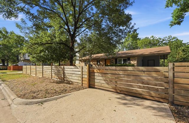 1805 Fair Oaks DR, Austin, TX 78745