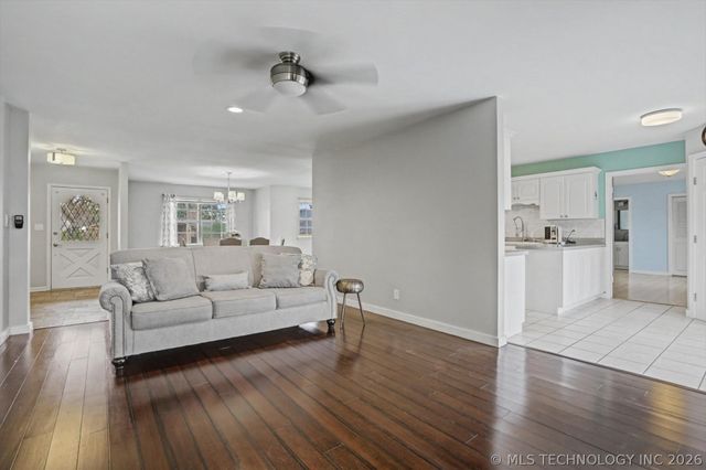 5021 S Irvington Place, Tulsa, OK 74135