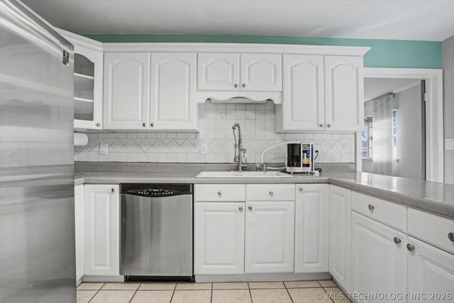 5021 S Irvington Place, Tulsa, OK 74135