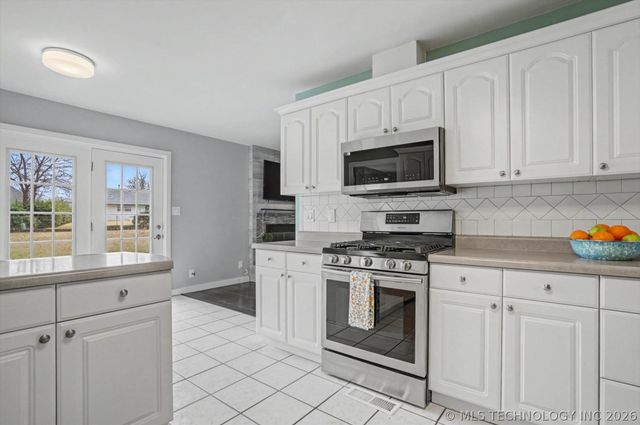 5021 S Irvington Place, Tulsa, OK 74135