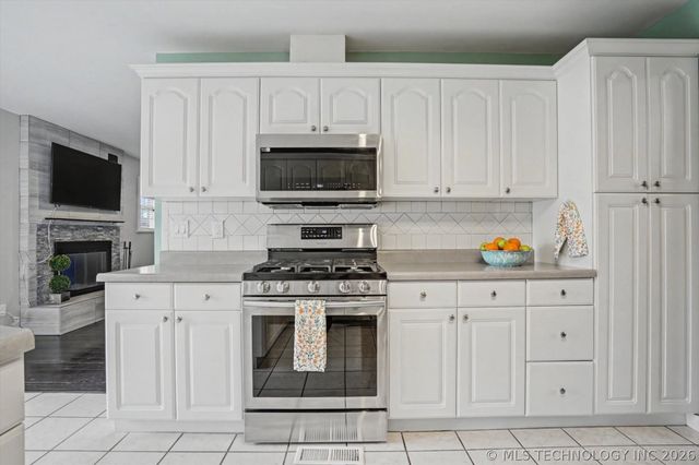 5021 S Irvington Place, Tulsa, OK 74135