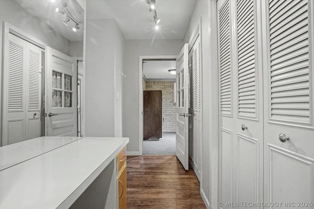 5021 S Irvington Place, Tulsa, OK 74135