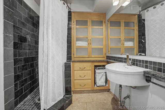 5021 S Irvington Place, Tulsa, OK 74135