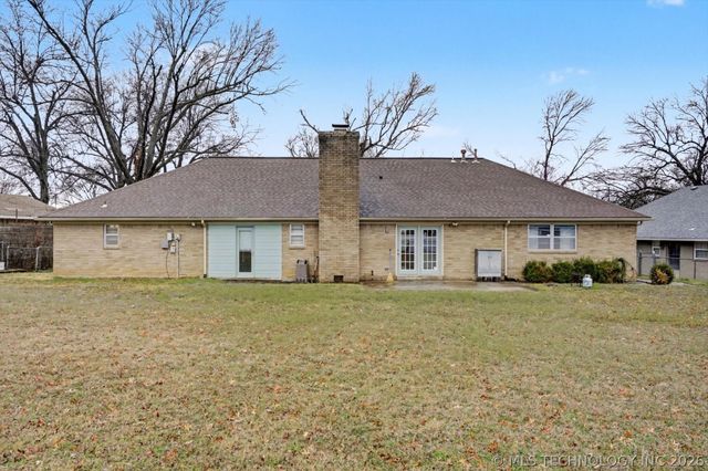 5021 S Irvington Place, Tulsa, OK 74135