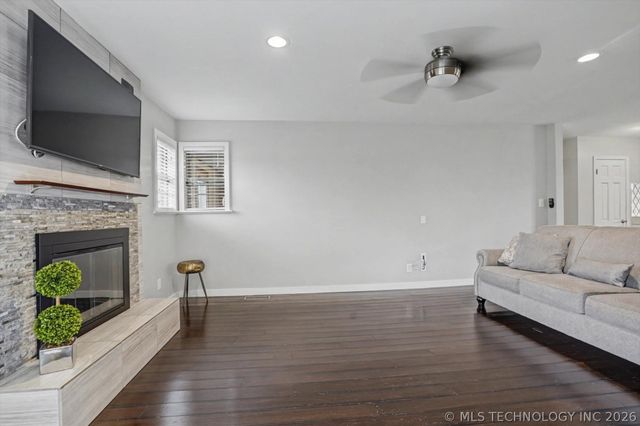 5021 S Irvington Place, Tulsa, OK 74135