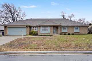 5021 S Irvington Place, Tulsa, OK 74135