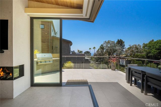 702 Diamond, Laguna Beach, CA 92651