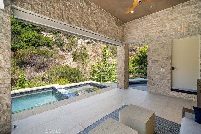 702 Diamond, Laguna Beach, CA 92651