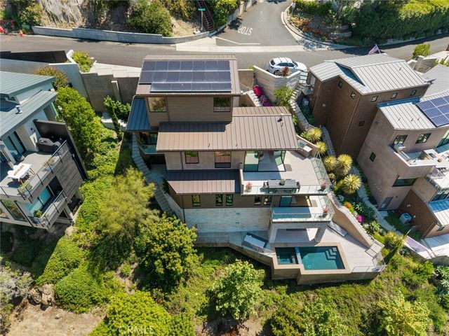 702 Diamond, Laguna Beach, CA 92651