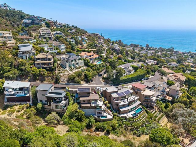 702 Diamond, Laguna Beach, CA 92651