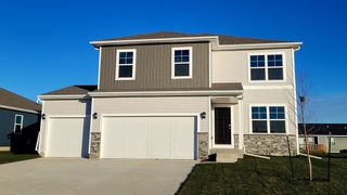 1048 34th Street SE, Altoona, IA 50009