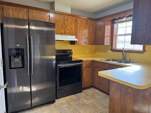 2010 SaltWorks Road, Palestine, TX 75803