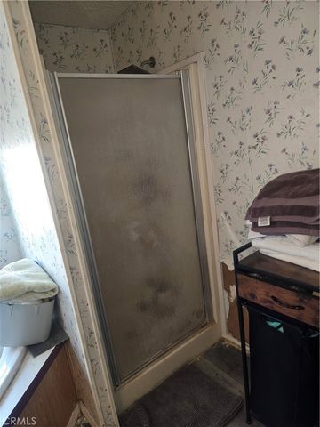 17225 Valley 9W, Fontana, CA 92335