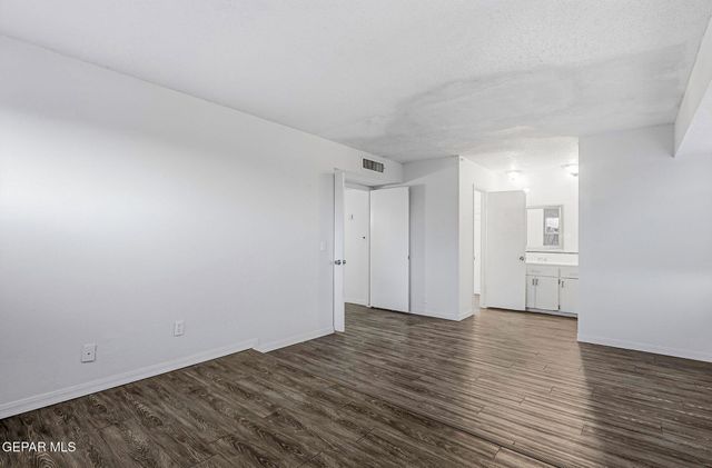 4613 SUN VALLEY Drive, El Paso, TX 79924