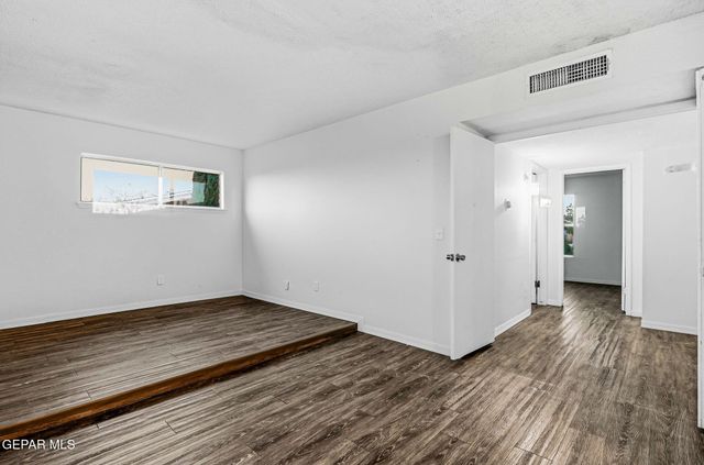 4613 SUN VALLEY Drive, El Paso, TX 79924