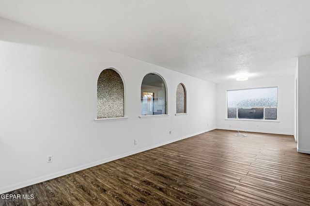 4613 SUN VALLEY Drive, El Paso, TX 79924