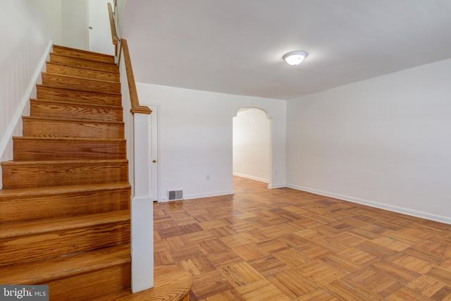 5882 MAGDALENA ST, Philadelphia, PA 19128