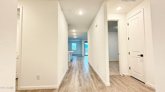 9549 W TAMARISK Avenue, Tolleson, AZ 85353