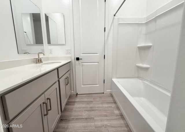 9549 W TAMARISK Avenue, Tolleson, AZ 85353