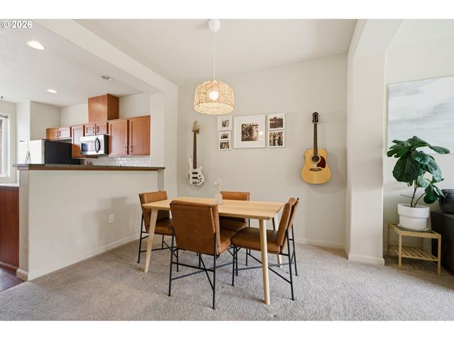 340 Nw 116TH Ave 103, Portland, OR 97229