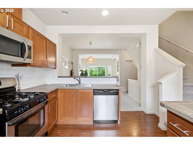 340 Nw 116TH Ave 103, Portland, OR 97229