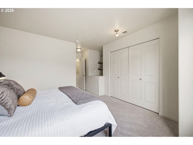 340 Nw 116TH Ave 103, Portland, OR 97229