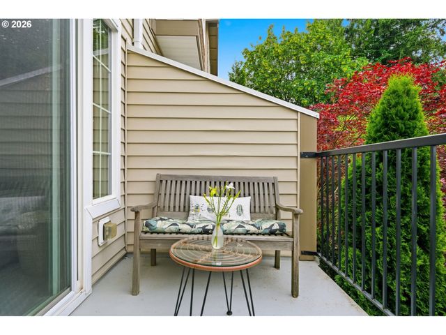 340 Nw 116TH Ave 103, Portland, OR 97229