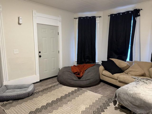 735 JACKSON STREET, Oshkosh, WI 54901