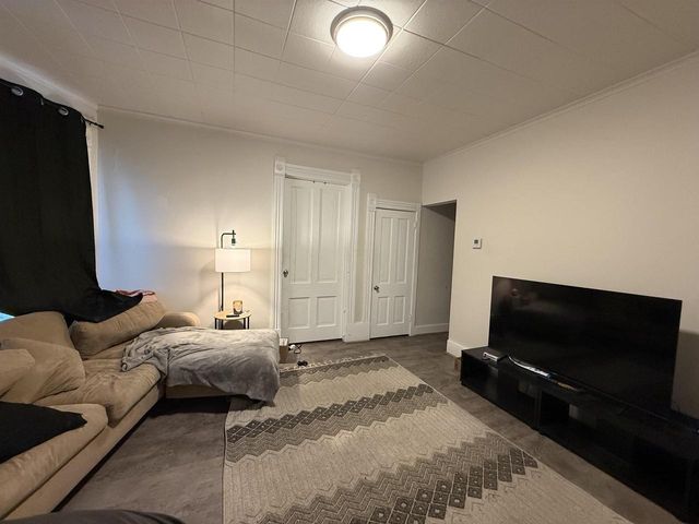 735 JACKSON STREET, Oshkosh, WI 54901